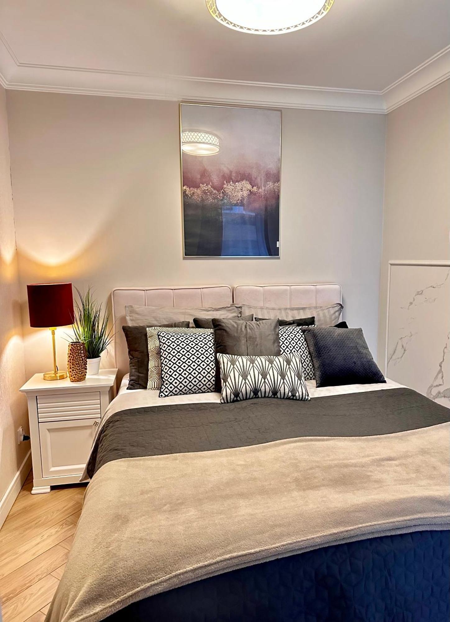 Apartamenty Kielce- Apartament Saphire Przy Zalew Kielecki, Faktura, Parking, Centrum Kültér fotó